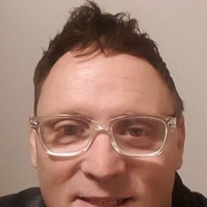 Meet your Posher, Ian